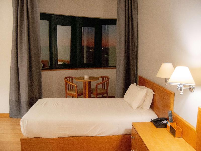 TRYP Montijo Parque Hotel image