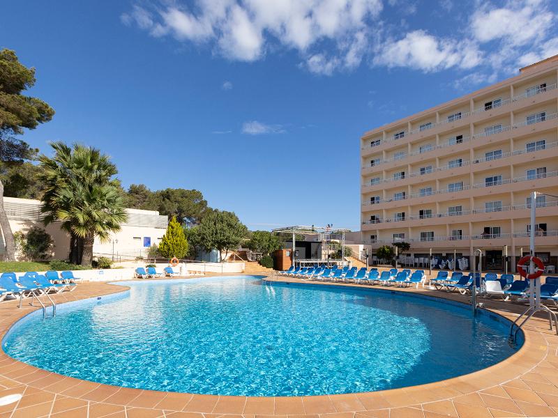 Invisa Hotel Ereso — exterior view