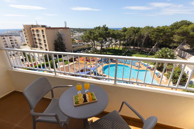 Invisa Hotel Ereso image