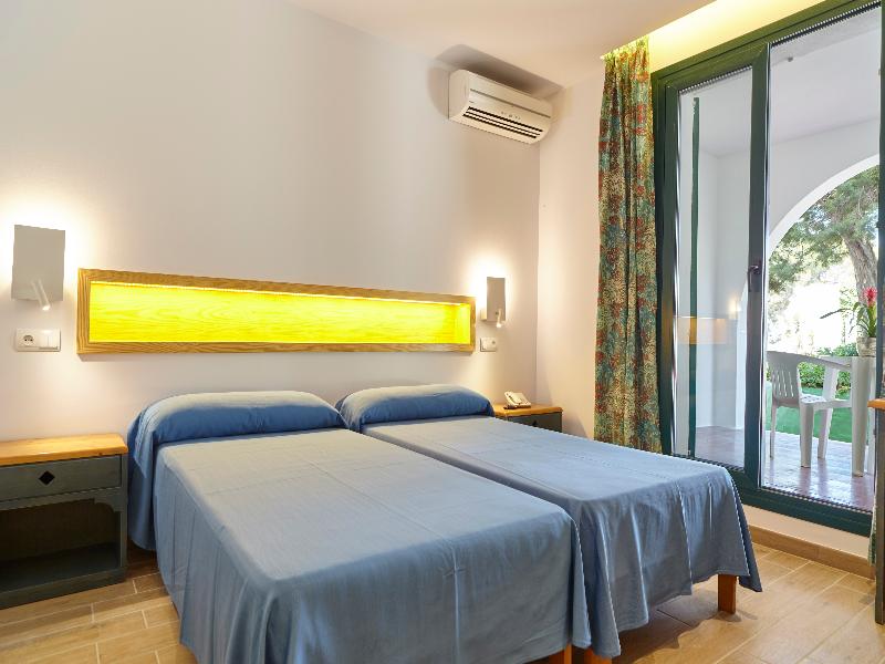 Hotel Ses Savines image