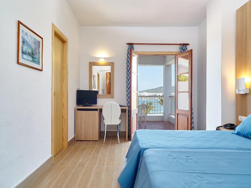 Hotel Ses Savines image
