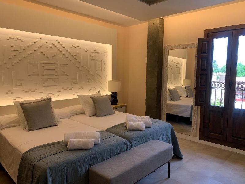 Hacienda del Cardenal image