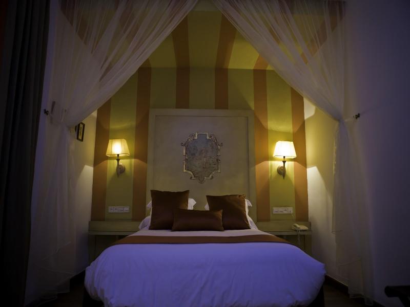 Hacienda del Cardenal image