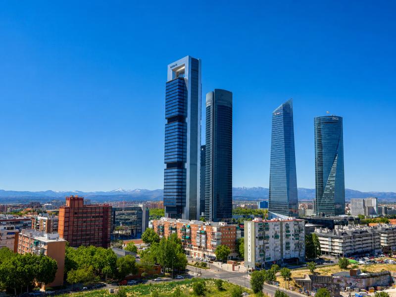 Hotel Chamartin the One