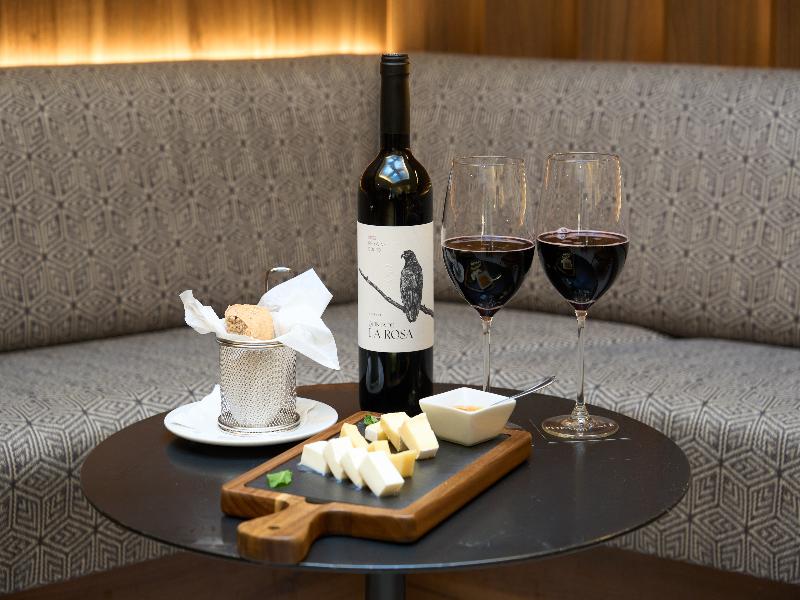 Portus Cale Hotel image