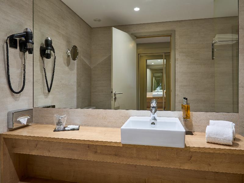 Portus Cale Hotel image
