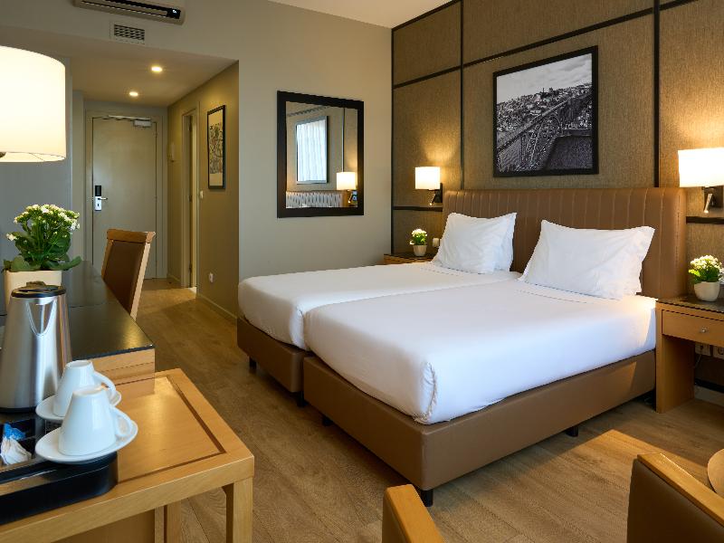 Portus Cale Hotel image