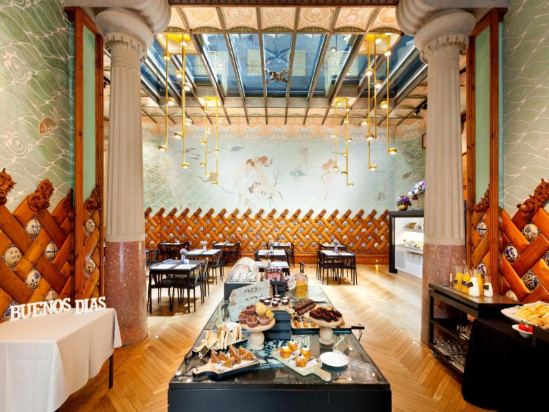 España Ocean Drive Newly Renovated image