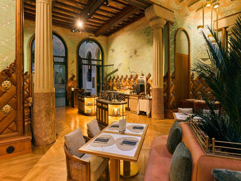 Hotel EspaNa Ocean Drive image