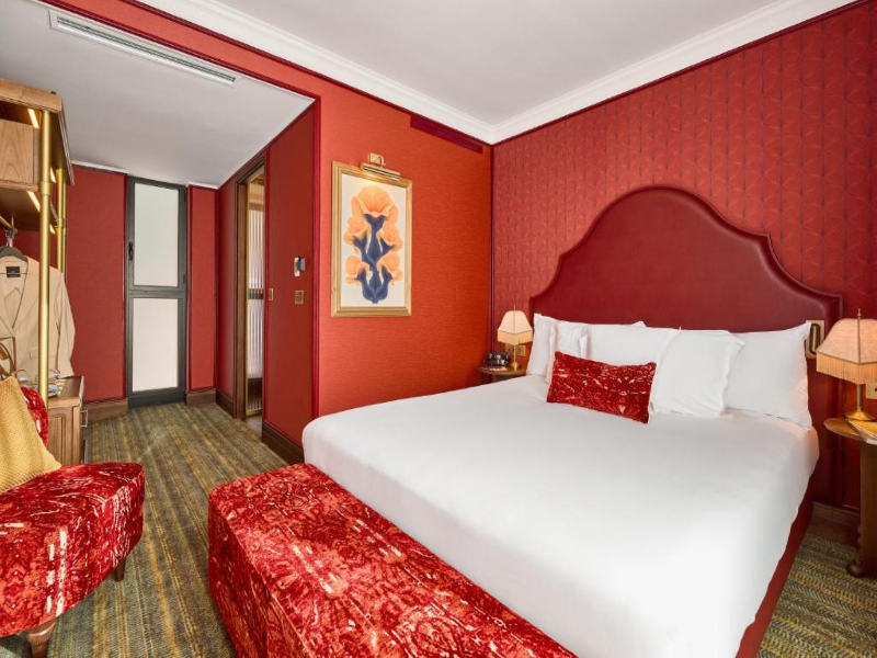 España Ocean Drive Newly Renovated image