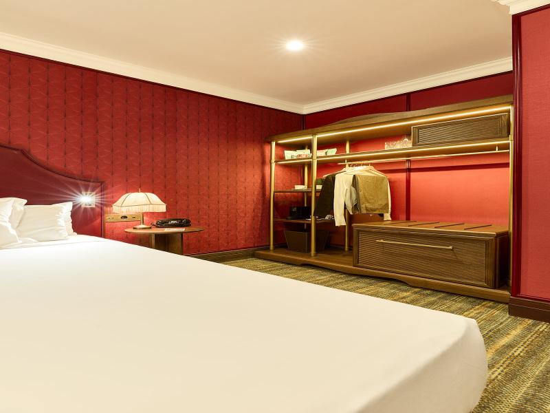 España Ocean Drive Newly Renovated image