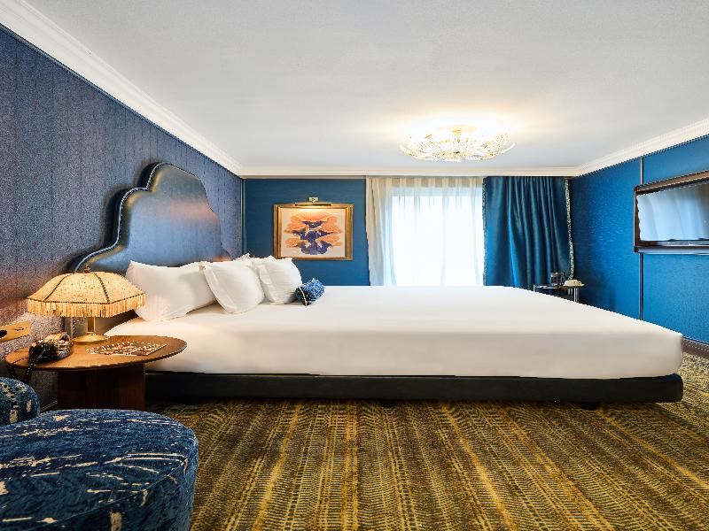 España Ocean Drive Newly Renovated image