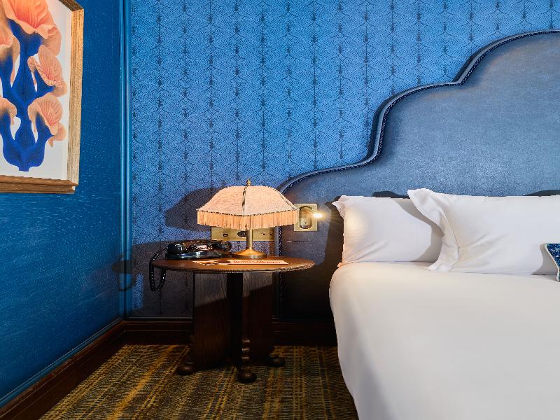 Hotel EspaNa Ocean Drive image