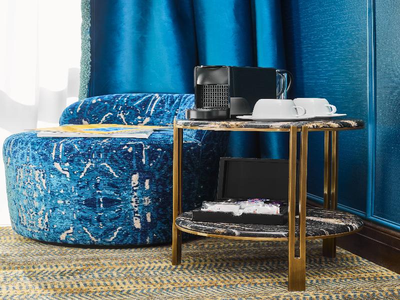 Hotel EspaNa Ocean Drive image