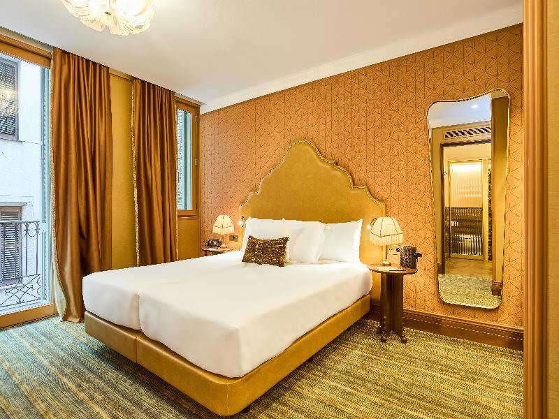 Hotel EspaNa Ocean Drive image