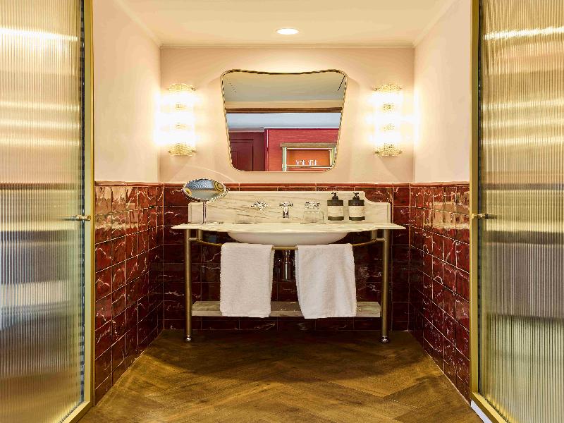 Hotel EspaNa Ocean Drive image