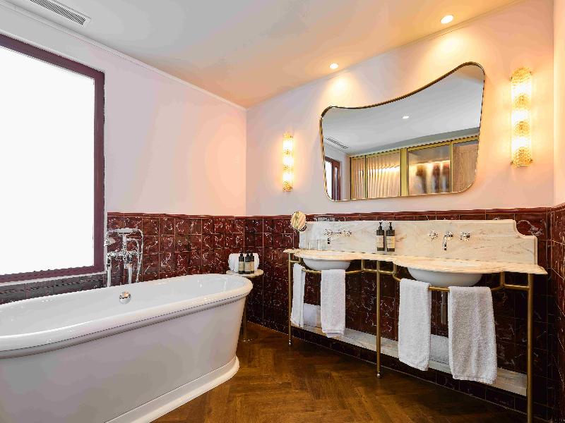 Hotel EspaNa Ocean Drive image