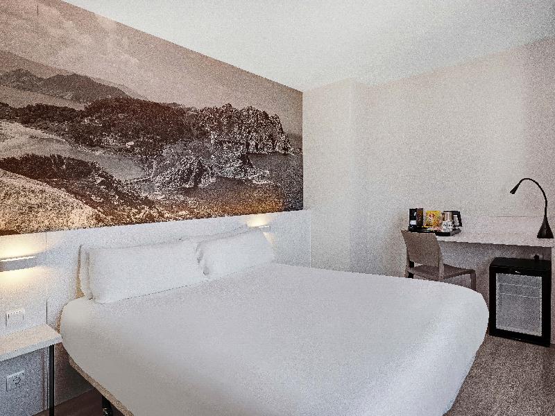 B&B HOTEL Vigo image