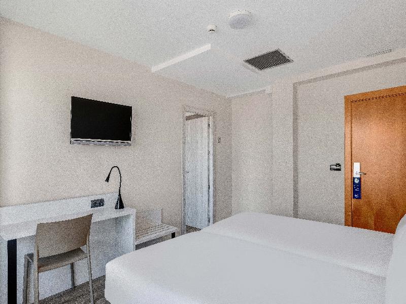 B&B HOTEL Vigo image
