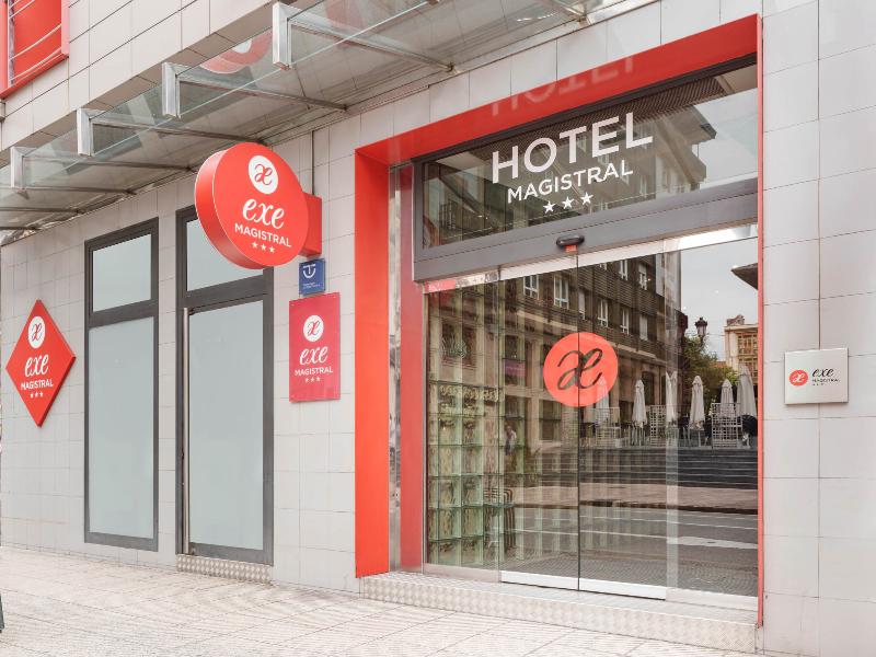 Exe Hotel El Magistral — exterior view