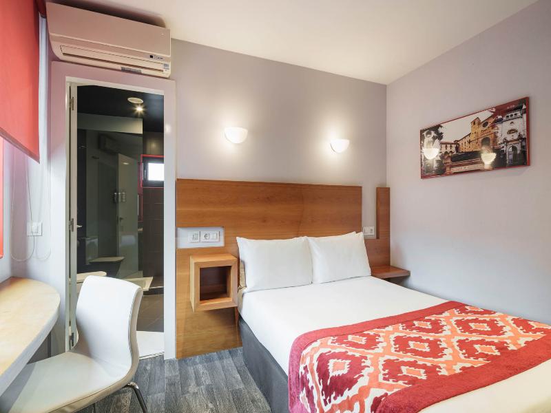 Exe Hotel El Magistral image