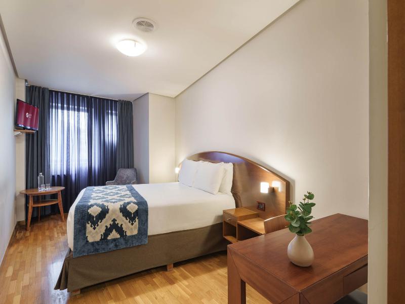 Exe Hotel El Magistral image