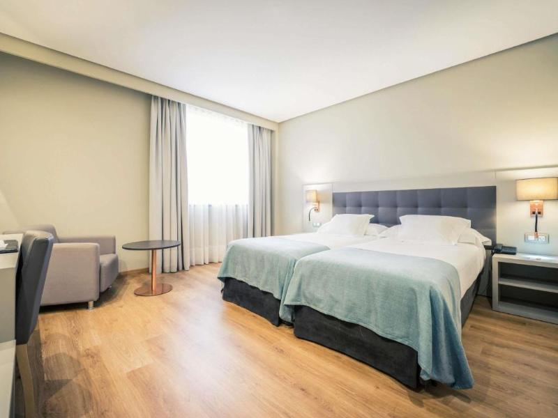 Hotel Carlton Rioja image