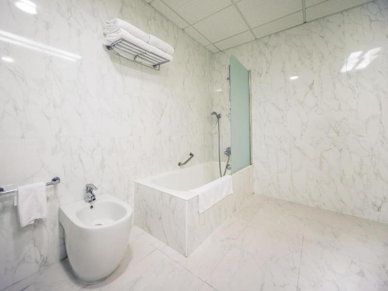 Hotel Carlton Rioja image