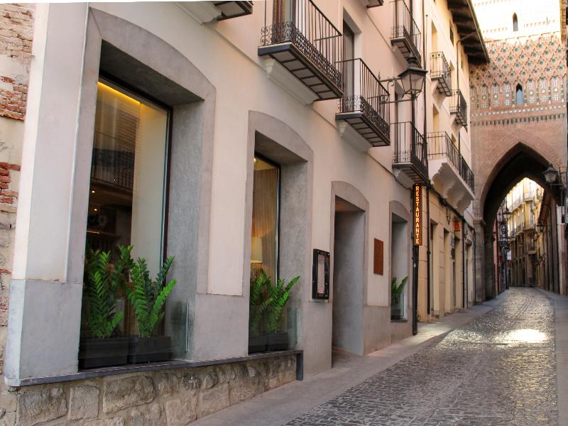 Reina Cristina image