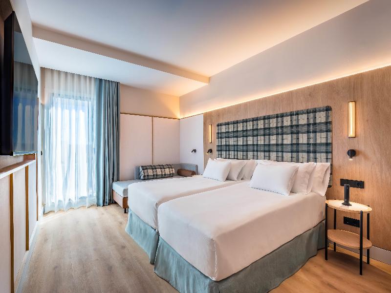 Barceló Valladolid image