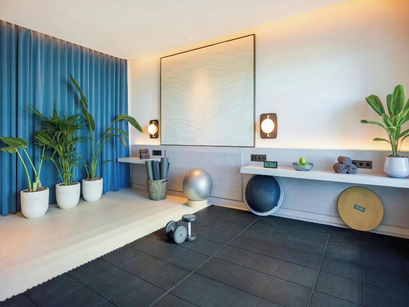 Hotel Arts image