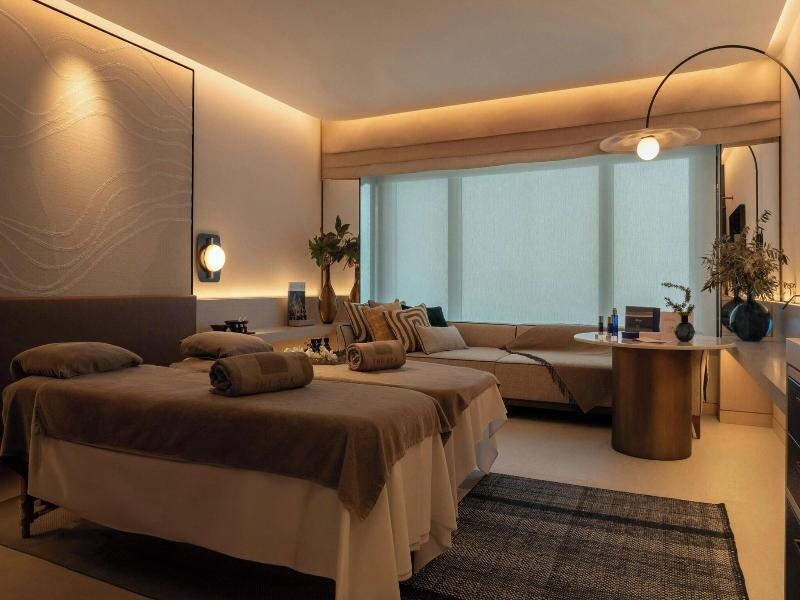 Hotel Arts image