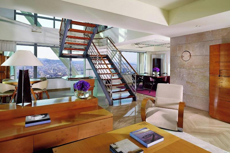 Hotel Arts image