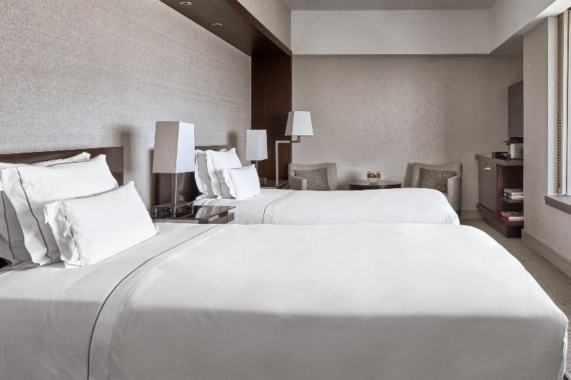 Hotel Arts image