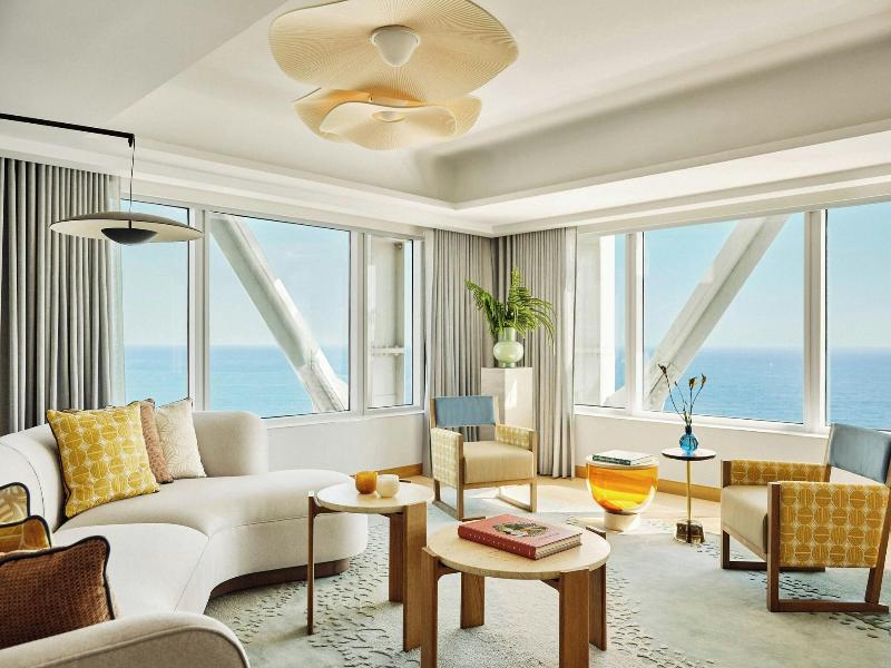 Hotel Arts image