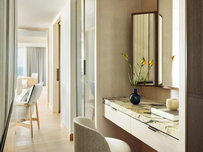 Hotel Arts image