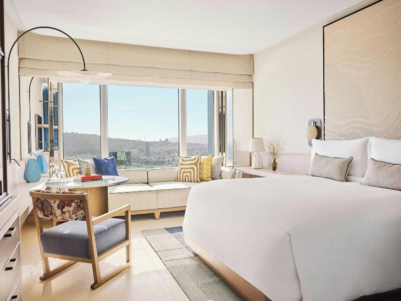 Hotel Arts image