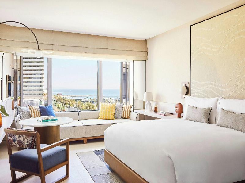 Hotel Arts image