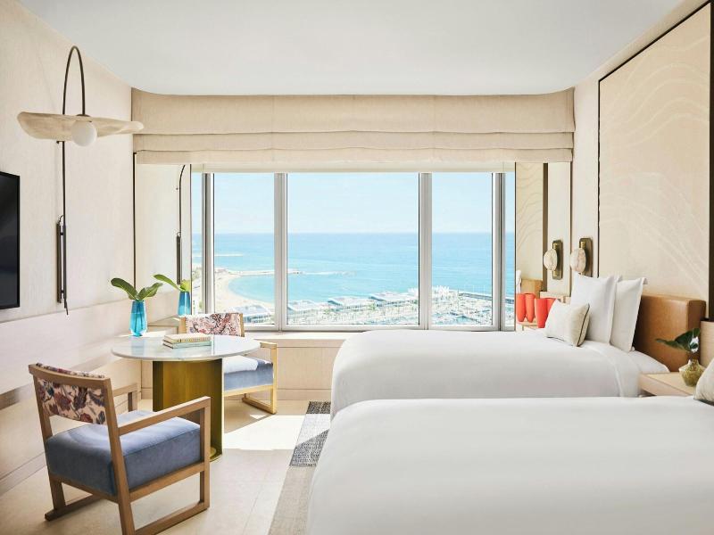 Hotel Arts image