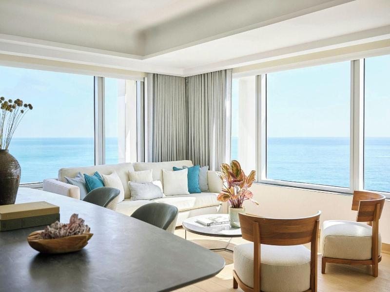 Hotel Arts image