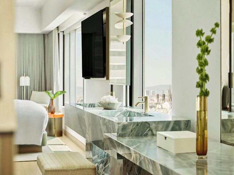 Hotel Arts image