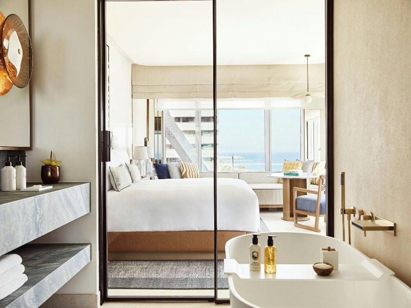 Hotel Arts image