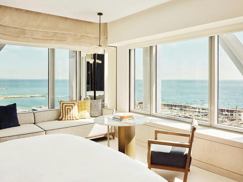 Hotel Arts image