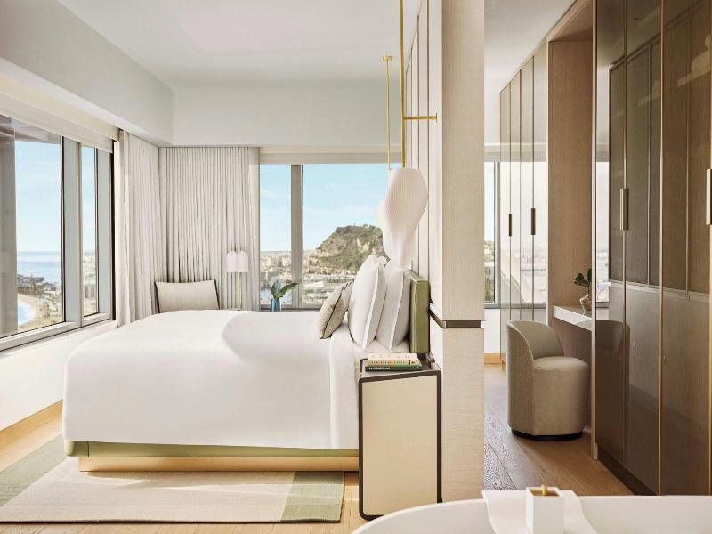 Hotel Arts image