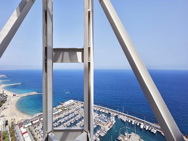 Hotel Arts image