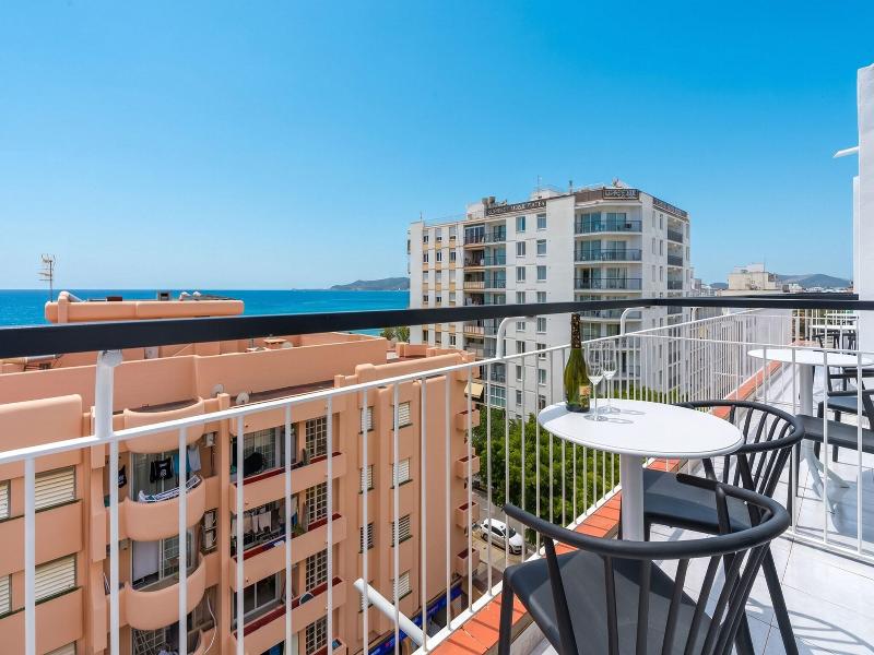Hotel Vibra Vila image