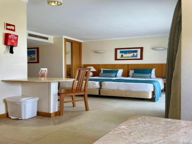 Interpass Vauhotel Apartamentos image
