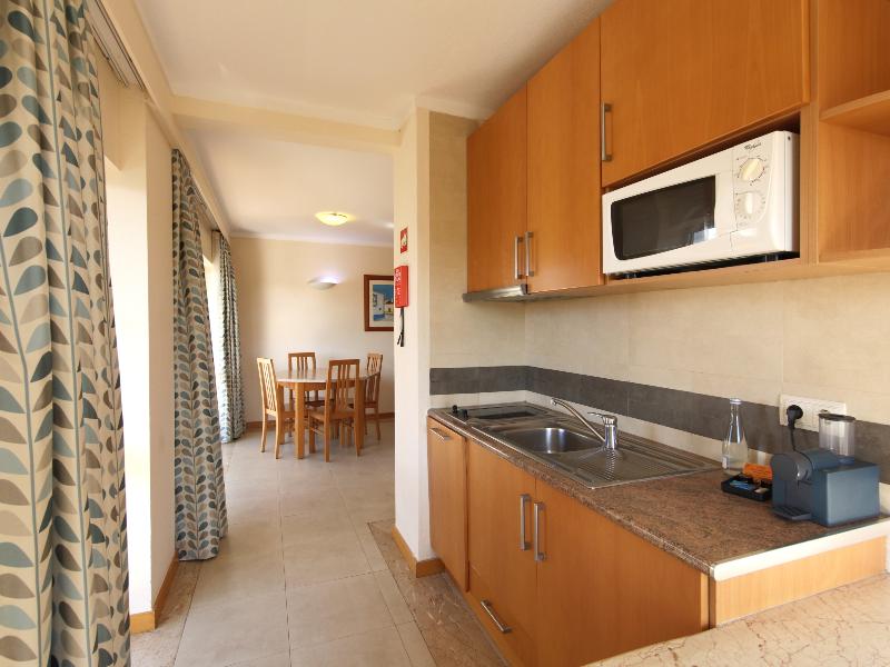 Interpass Vauhotel Apartamentos image