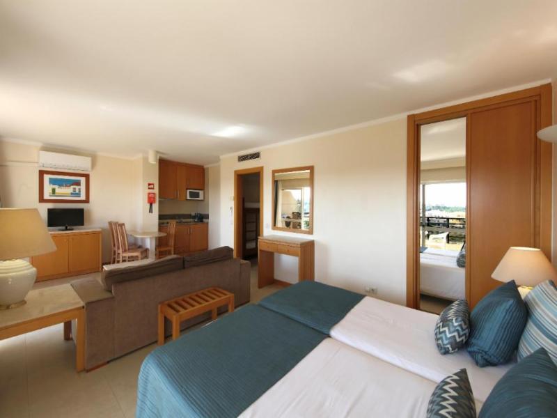Interpass Vauhotel Apartamentos image