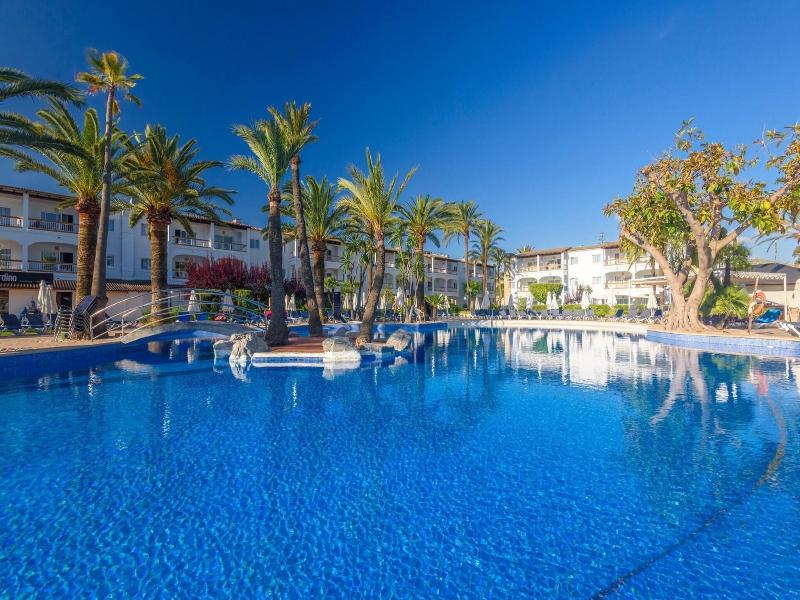 Alcudia Garden image